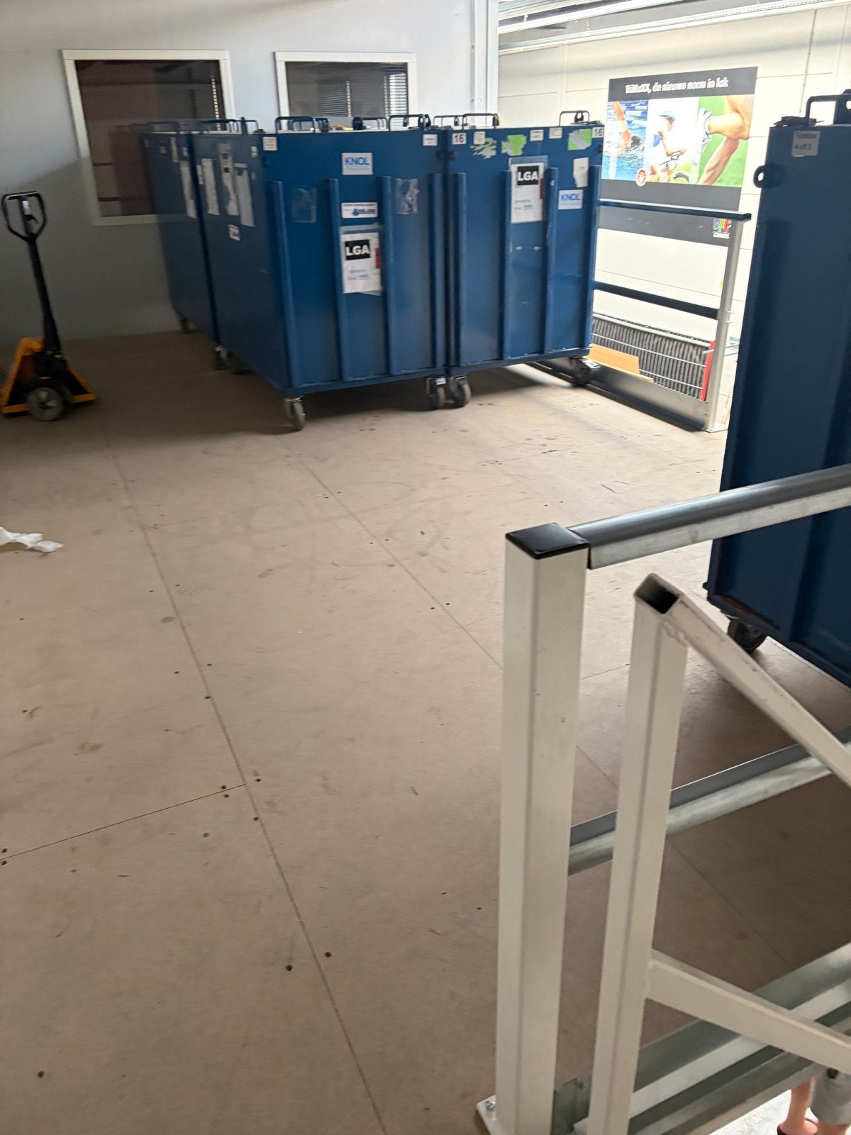 Robuuste entresolvloer met trap, 28 m², bouwjaar 2020, Ophalen