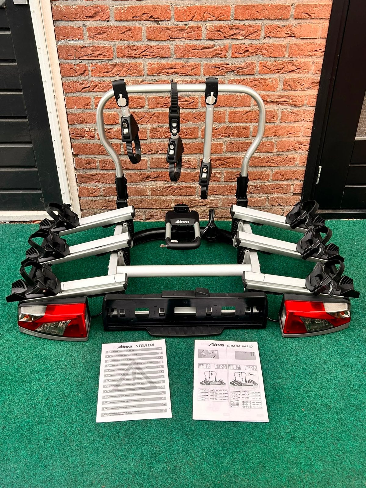 Atera Strada Vario 3, Kantelbaar, Draagtas, 3 Fietsen., Ophalen, 3 fietsen of meer, Gebruikt, Trekhaakdrager