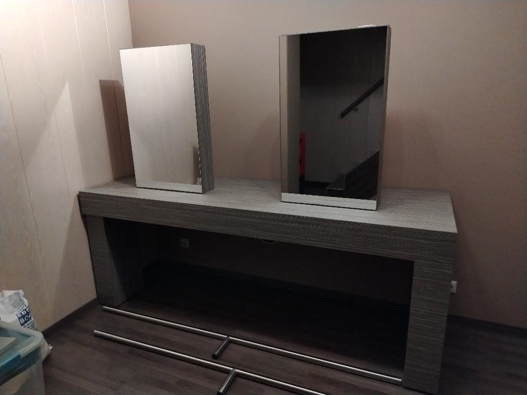 Lange tafel met 4 spiegels, Ophalen, Zo goed als nieuw, Rechthoekig, Minder dan 100 cm