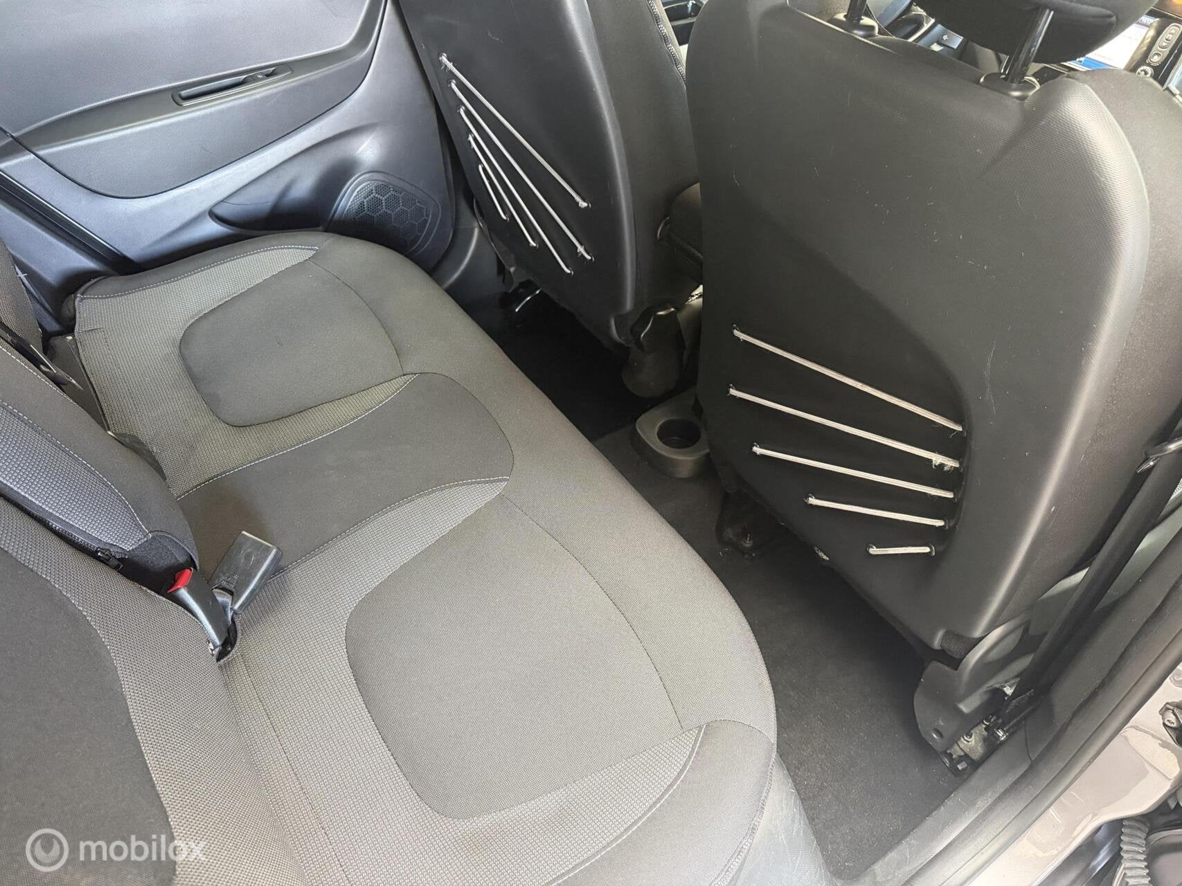 Foto 15 van Renault Captur 0.9 TCe Dynamique | Camera | Keyless | Ecc