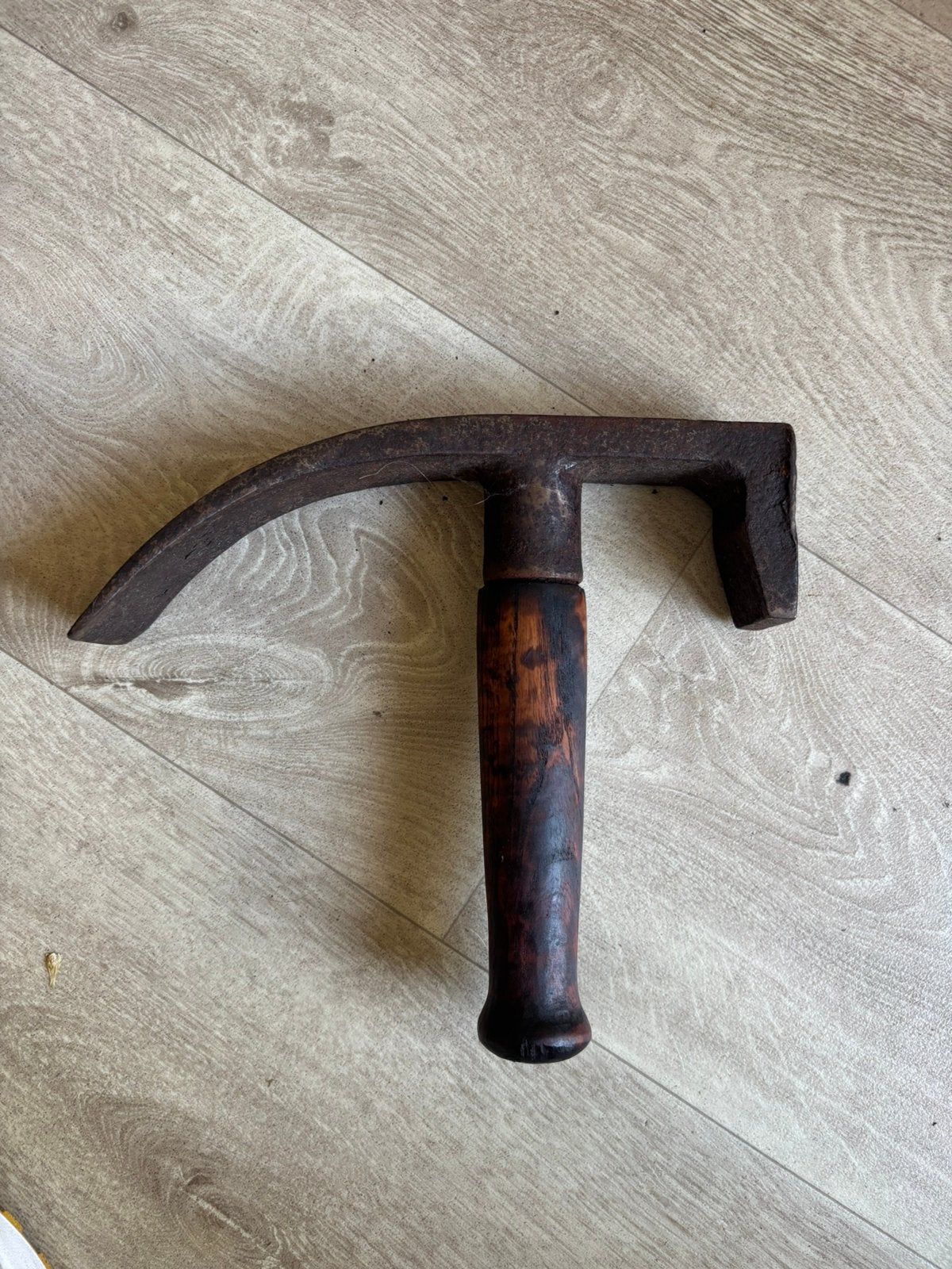 antieke kuipersdissel, Ophalen