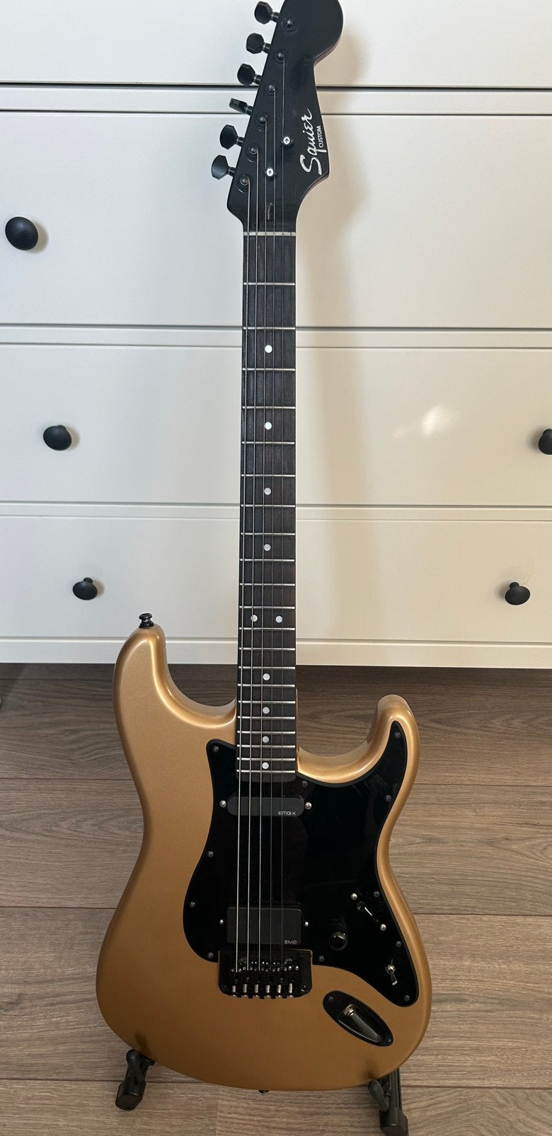 Custom Squier Stratocaster  - EMG 81/SX - Roasted Maple Neck, Muziek en Instrumenten, Snaarinstrumenten | Gitaren | Elektrisch
