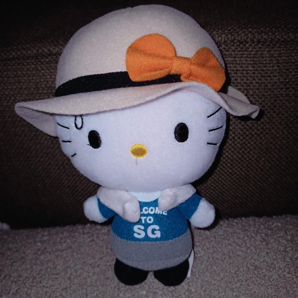 Hello kitty, McDonald's welcome to SG, 2015, sanrio., Overige merken, Overige typen, Ophalen of Verzenden, Zo goed als nieuw