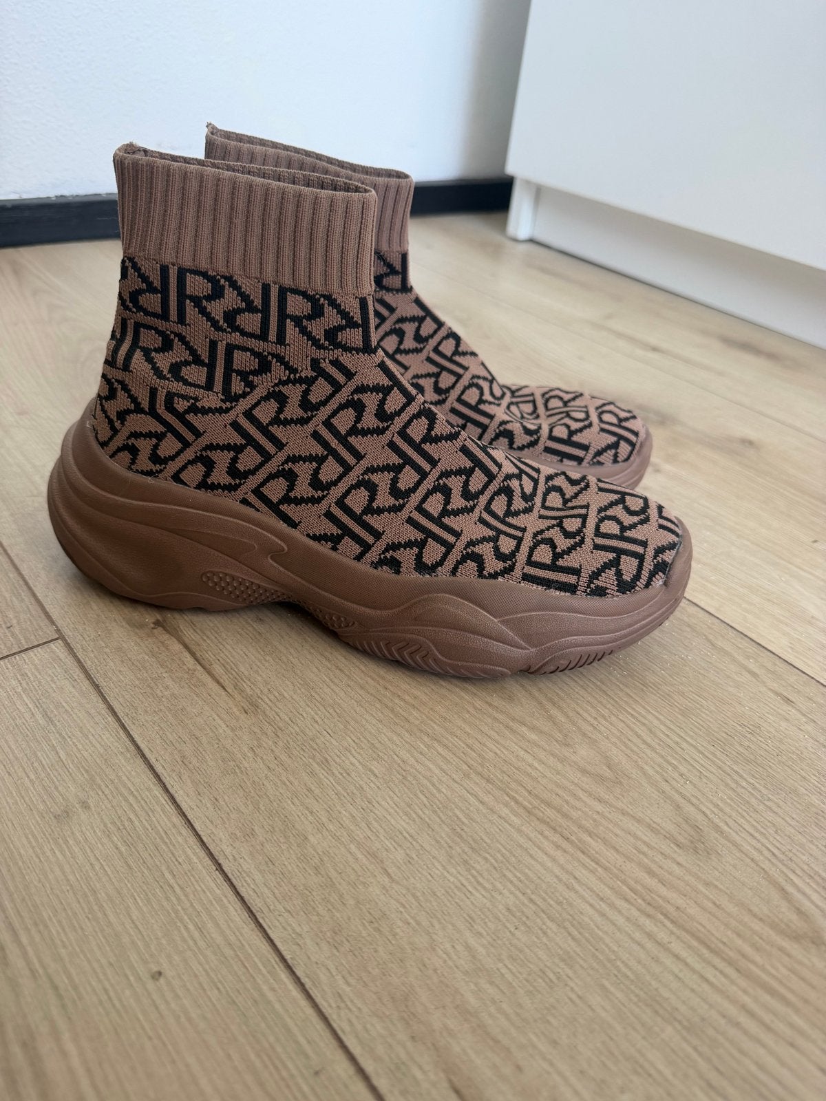 Reinders schoenen maat 38 - Zo goed als nieuw, Ophalen of Verzenden, Zo goed als nieuw, Bruin, Sneakers of Gympen