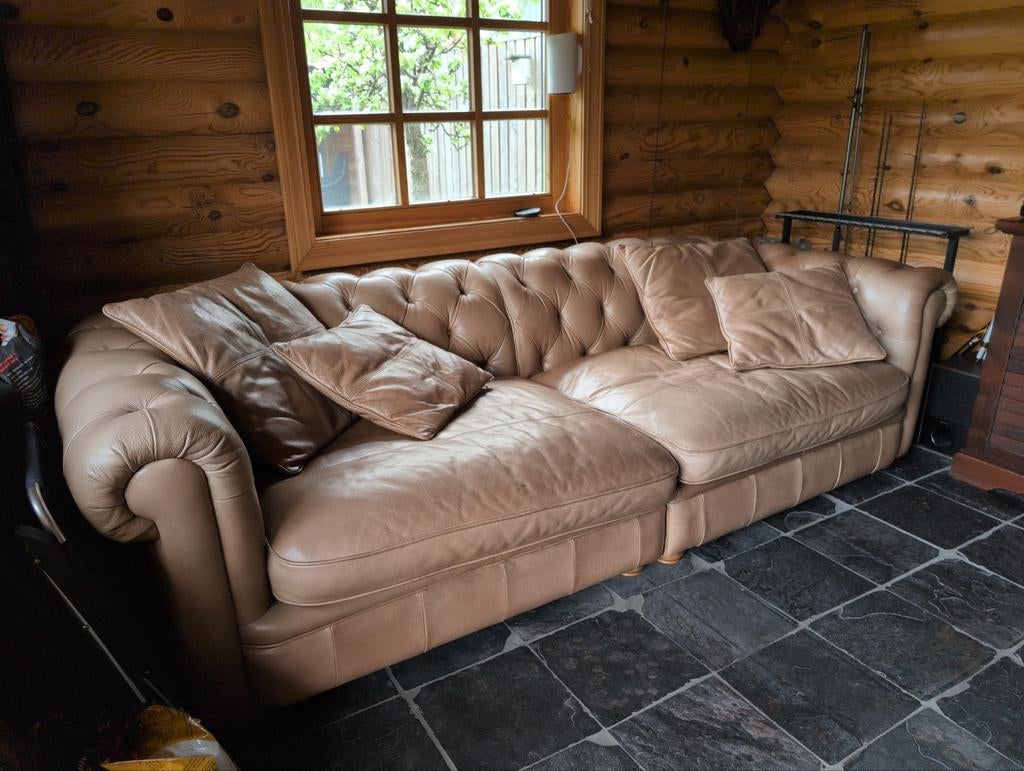 Chesterfield XXL, Huis en Inrichting, Banken | Bankstellen, Ophalen, 250 tot 300 cm, Zo goed als nieuw, Vierpersoons of meer