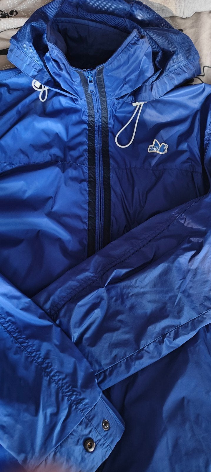 Peaceful Hooligan Regenjas - Maat L, Maat 52/54 (L), Blauw, Ophalen of Verzenden, Peaceful Hooligan