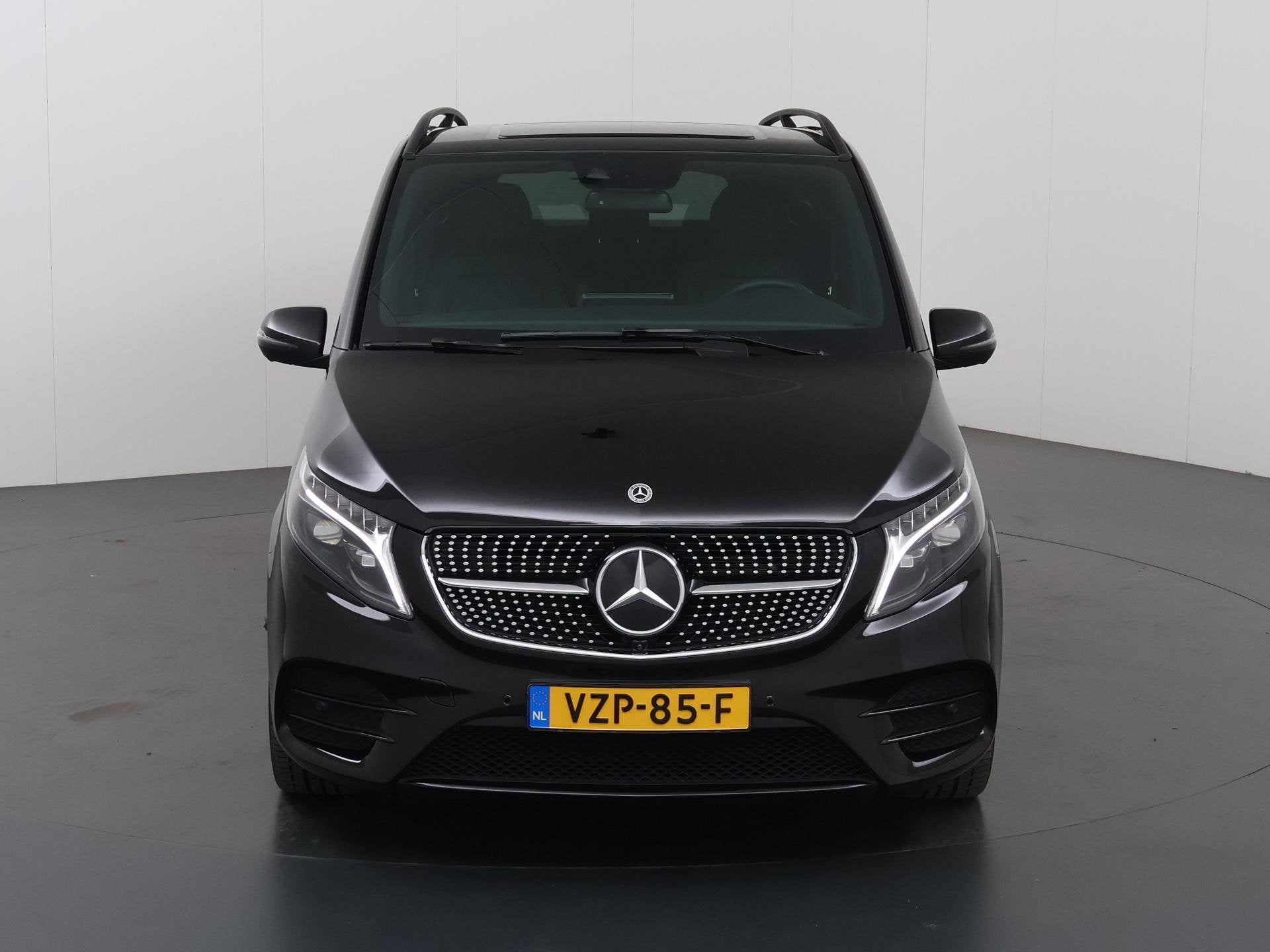 Mercedes-Benz V-klasse 300d RWD | XL L3 | AMG | LUCHTVERING, Auto's, Automaat, Achterwielaandrijving, Gebruikt, 4 cilinders