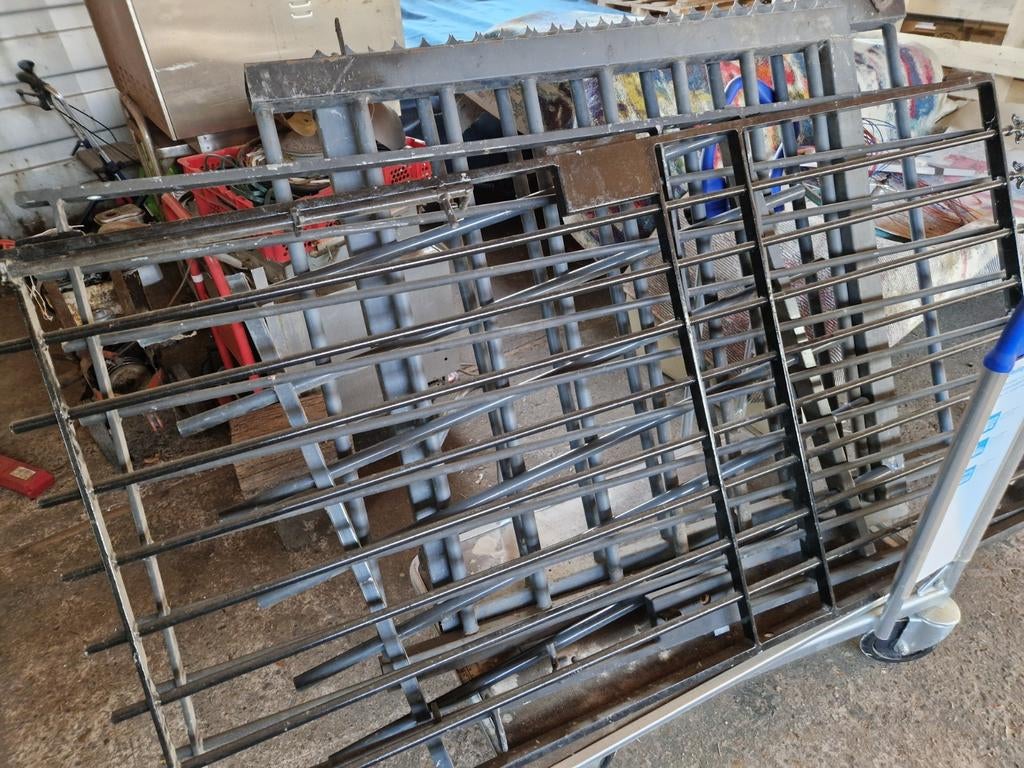 Robuust IJzeren Spijlenhekwerk met Poort, Tuin en Terras, Tuinhekken en Hekwerk, Ophalen, Met poort, Gebruikt, Spijlenhekwerk