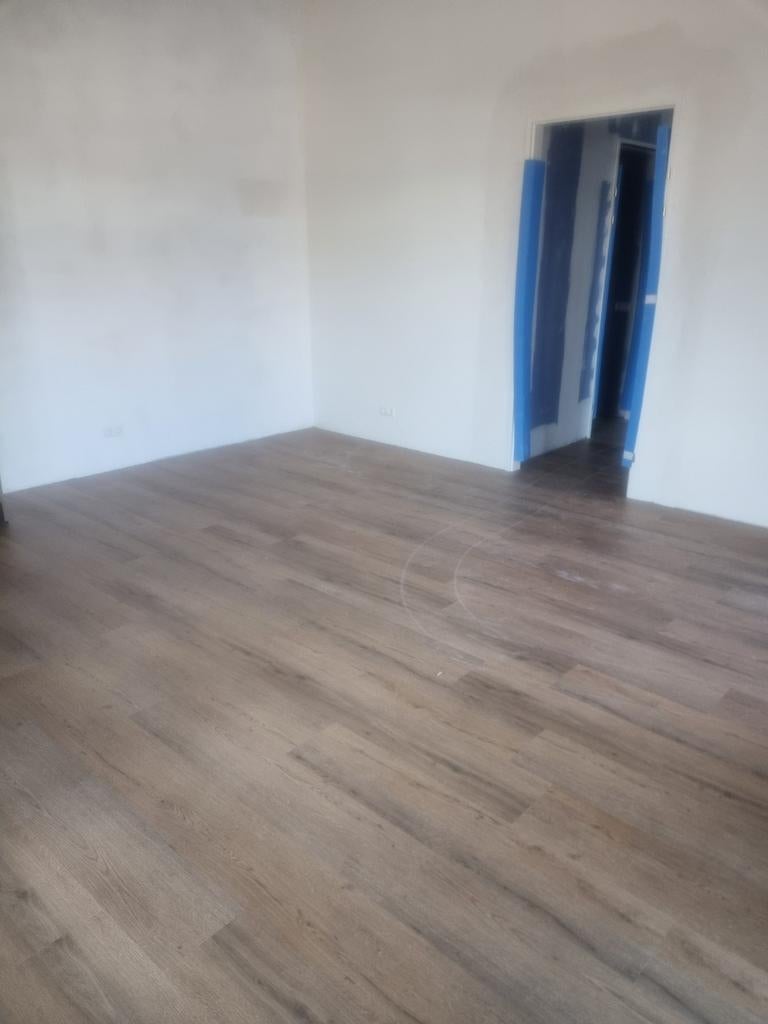 PVC vloeren leggen - Professionele installatie, Visgraat, Modern, Houtlook, 75 m² of meer, Nieuw, Ophalen of Verzenden