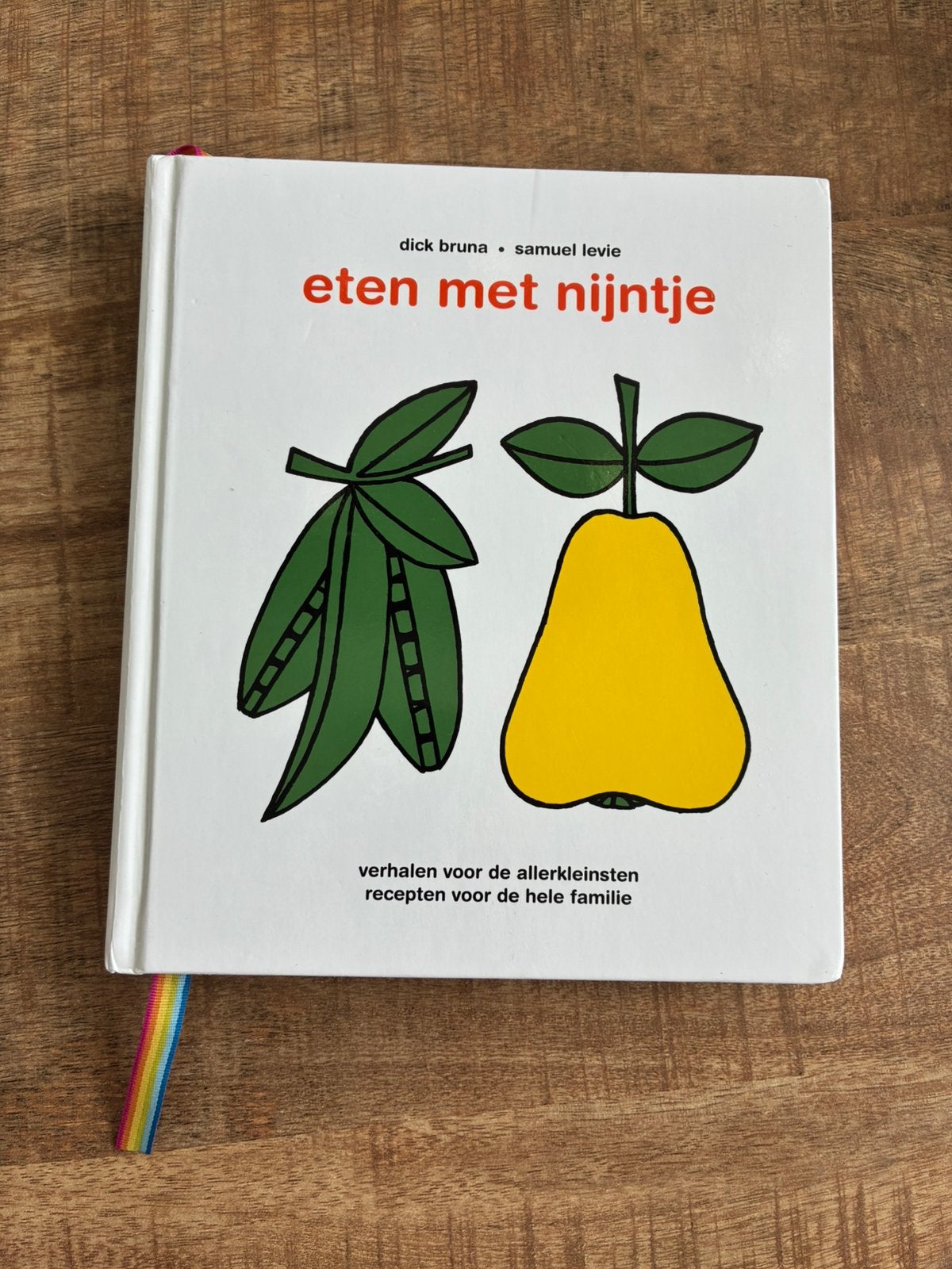 Nijntje is dol op eten! - Kinderkookboek (gebruikssporen), Boeken, Kookboeken, Gelezen, Hoofdgerechten, Ophalen of Verzenden, Gezond koken