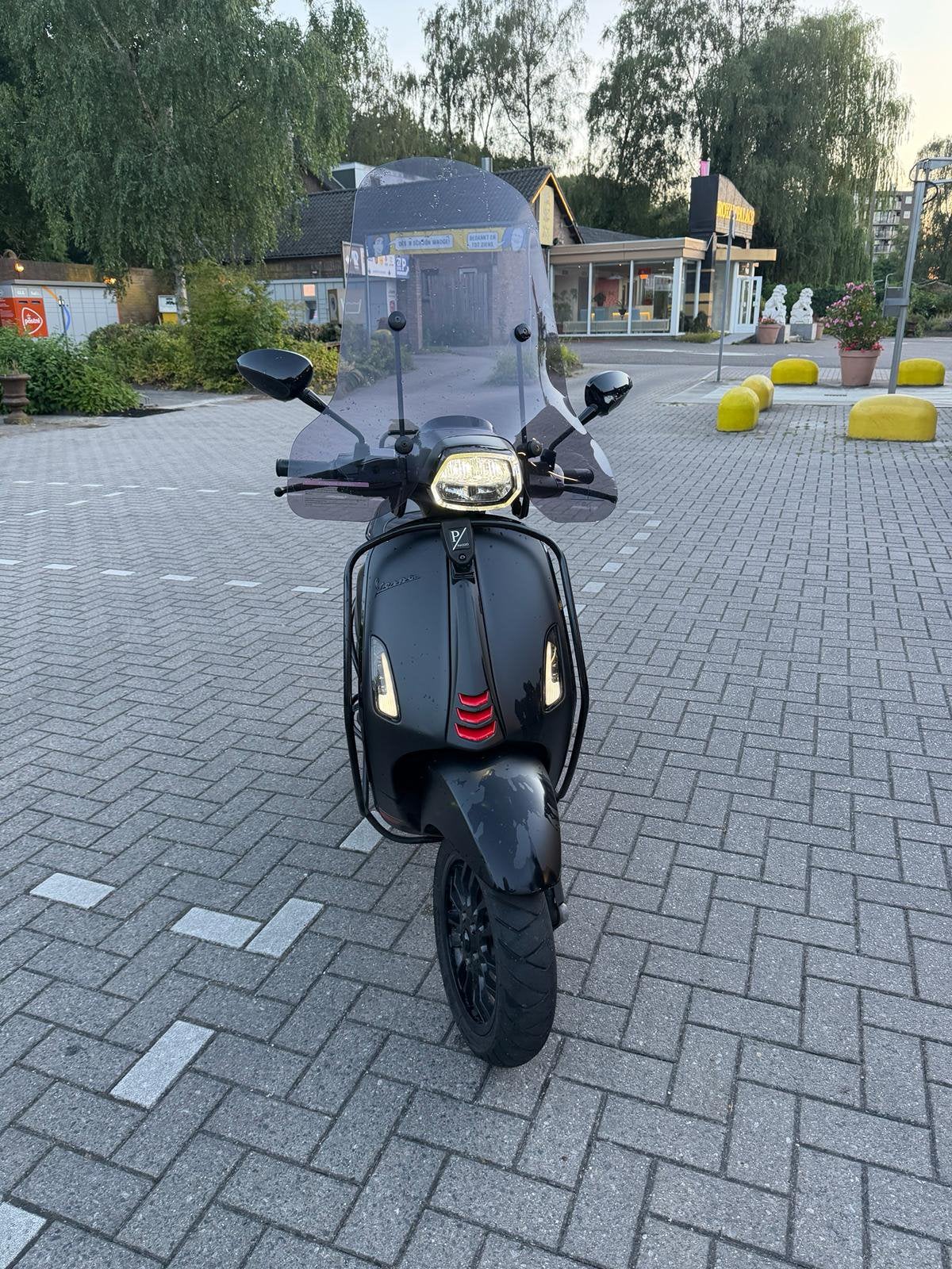Vespa sprint, Ophalen, Vespa S, Zo goed als nieuw, Benzine