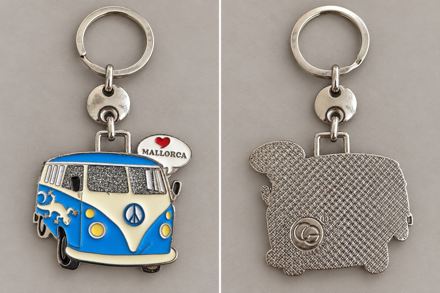 Sleutelhanger VW busje Mallorca blauw crème, Verzamelen, Ophalen of Verzenden, Gebruikt, Merk