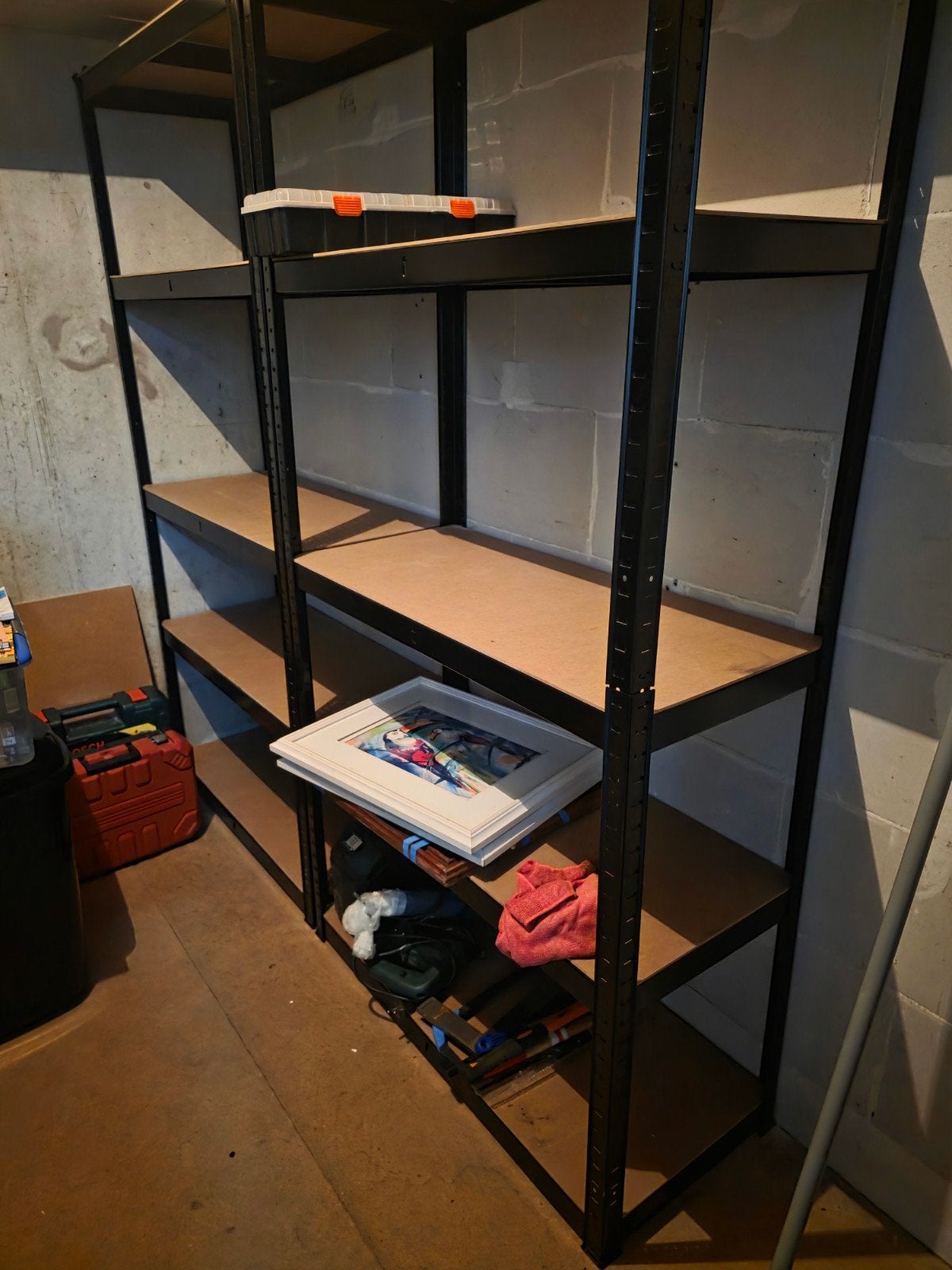 2 stellingkasten  nieuwstaat, Ophalen, Zo goed als nieuw