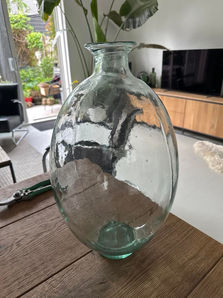 Decoratieve zachtgroene vaas van 45 cm hoog, Ophalen