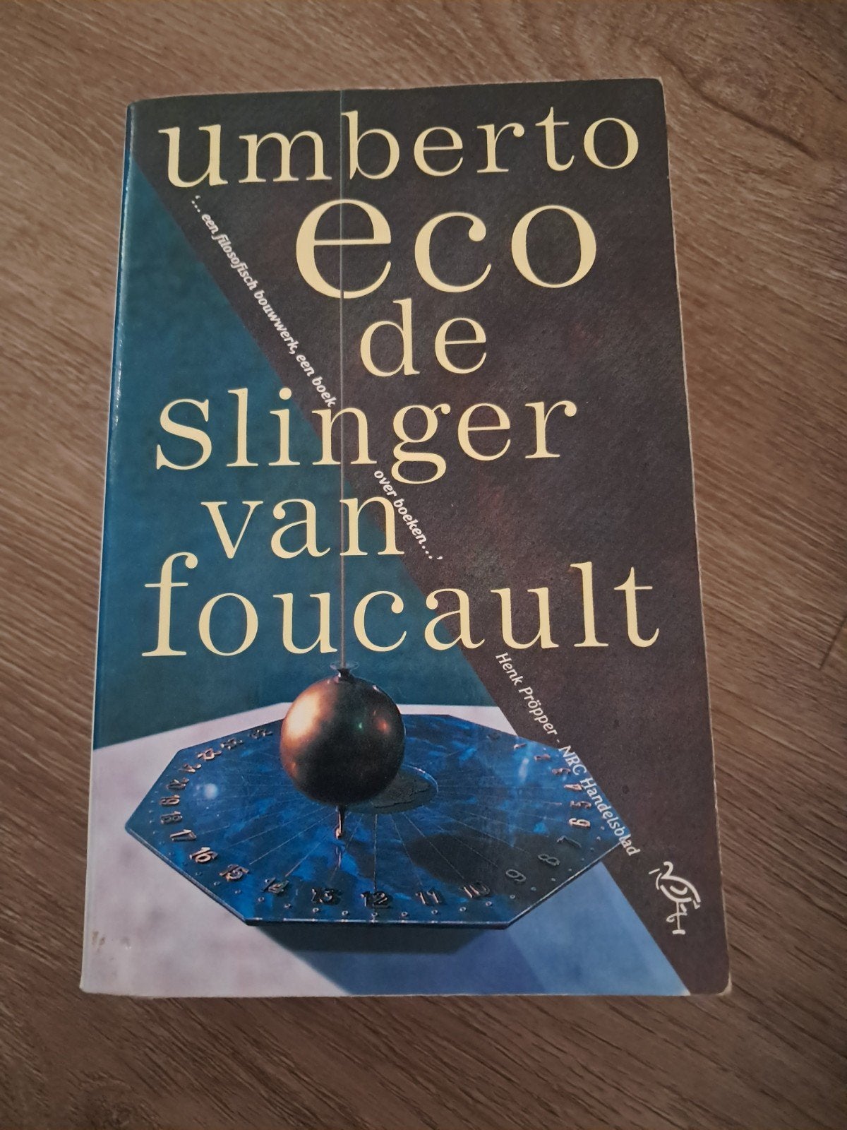 K2 Umberto Eco - De Slinger van Foucault, Ophalen of Verzenden, Gelezen, Umberto Eco, Nederland
