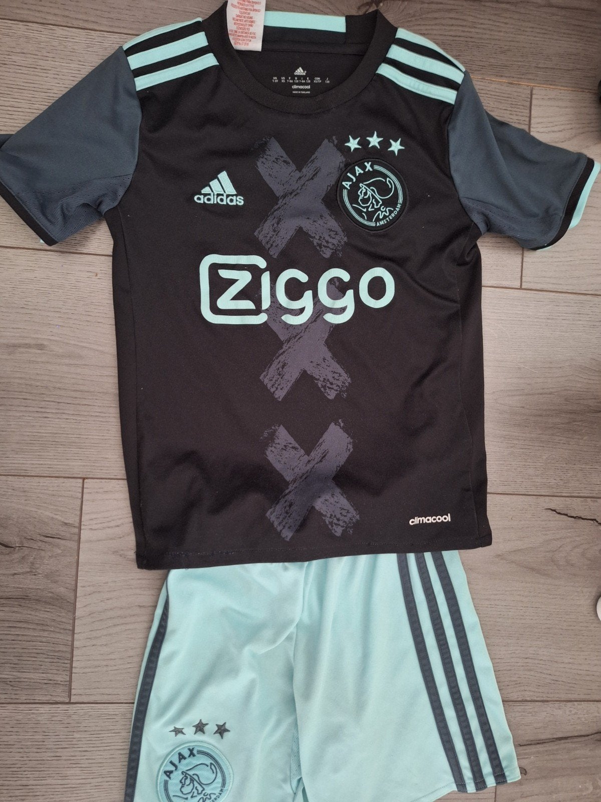 origineel ajax tenue maat 128, Maat XS of kleiner, Ophalen of Verzenden, Zo goed als nieuw, Set
