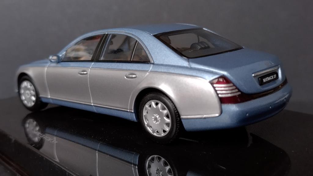 Mercedes Benz Maybach 62 1:43 Autoart Pol, Overige merken, Auto, Verzenden, .