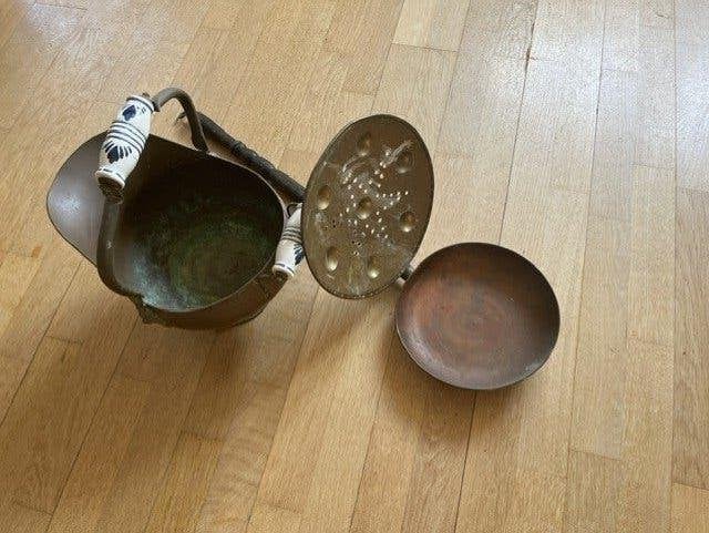 bedpan en kolenkit, Ophalen, Koper