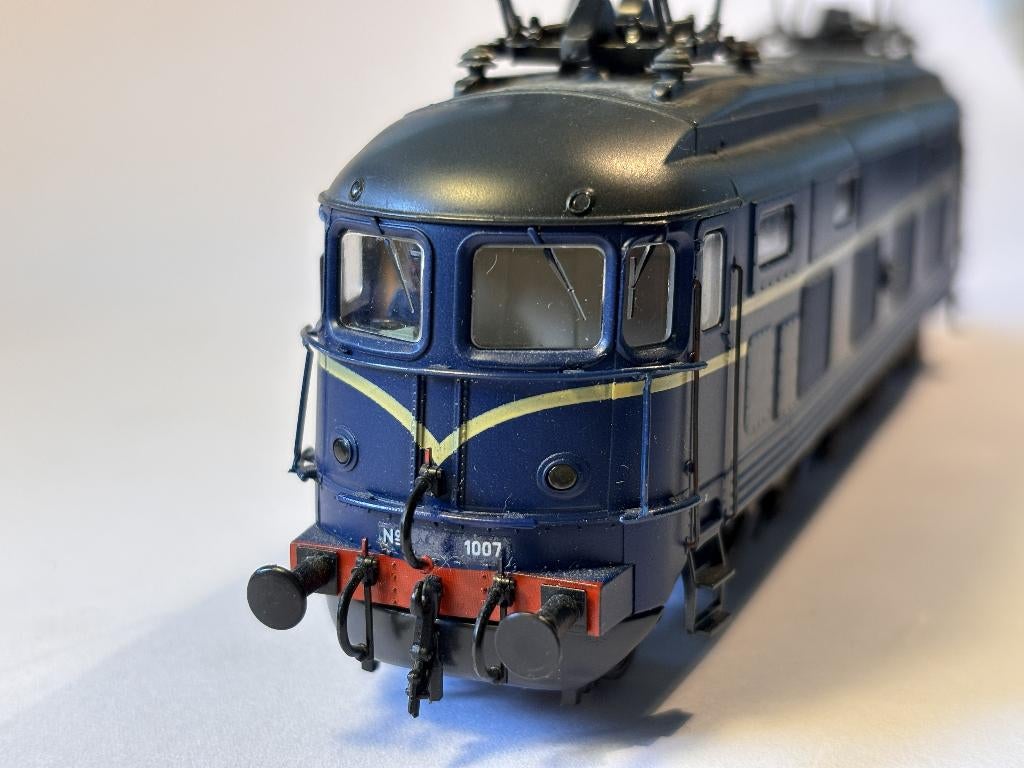 Model van Roco van de blauwe NS locomotief serie 1000, Gebruikt, Analoog, Ophalen of Verzenden, Roco