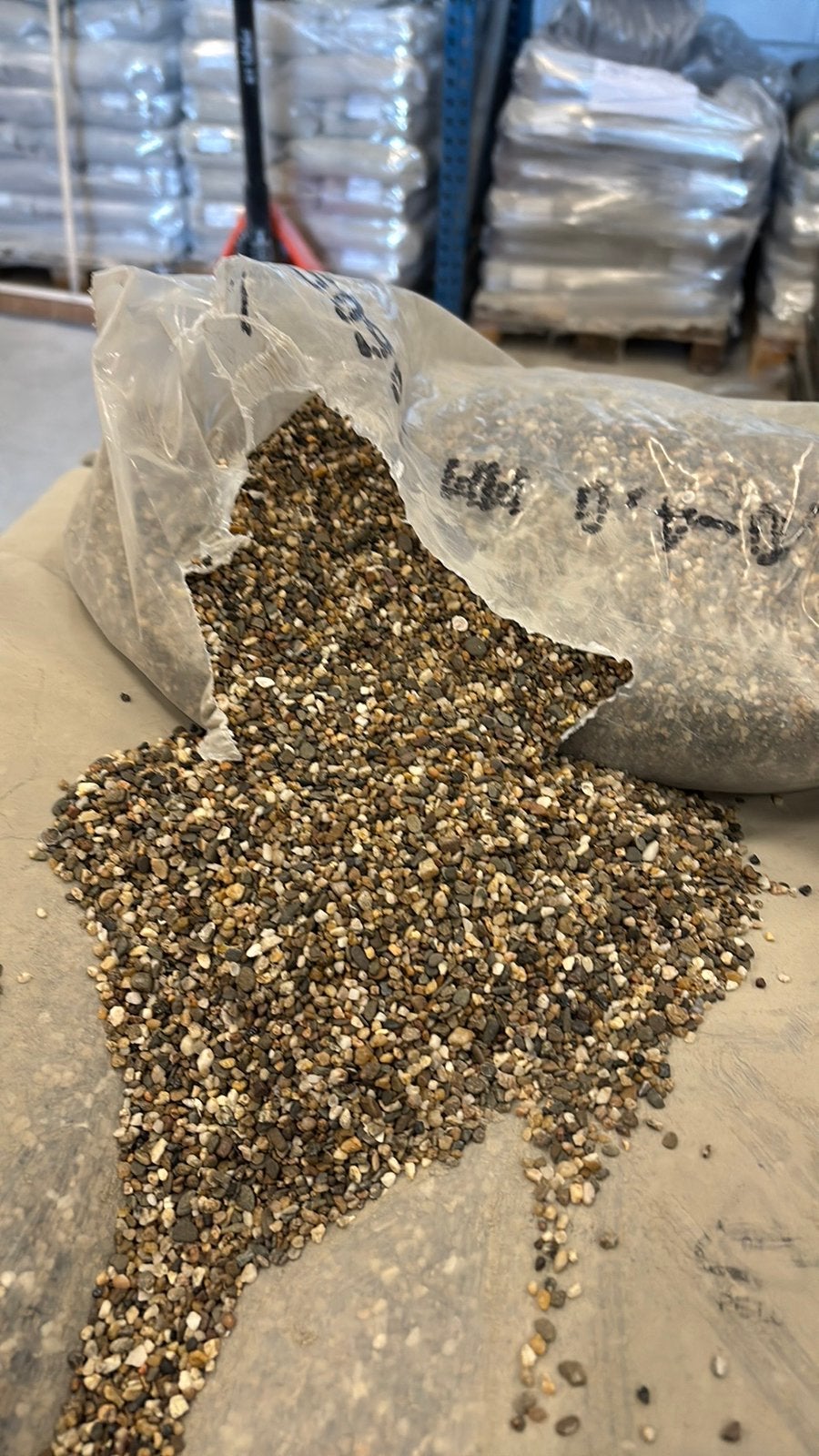 Grind kleur bond rond 900 kg, Tuin en Terras, Ophalen, Nieuw