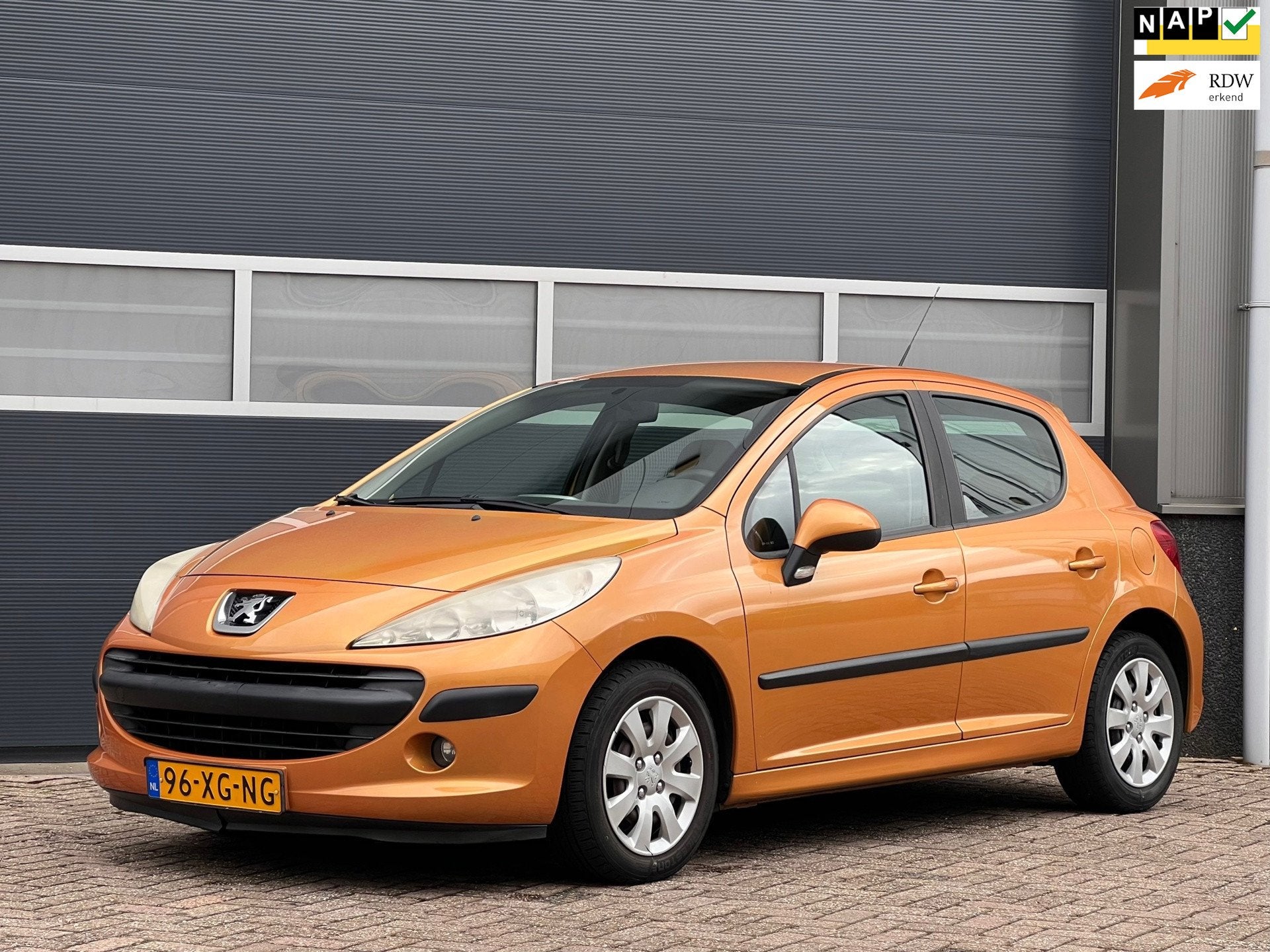 Peugeot 207 1.4-16V Color-line bj.2007 Airco|5 Drs|Nap., Voorwielaandrijving, Stof, 49 €/maand, Bedrijf