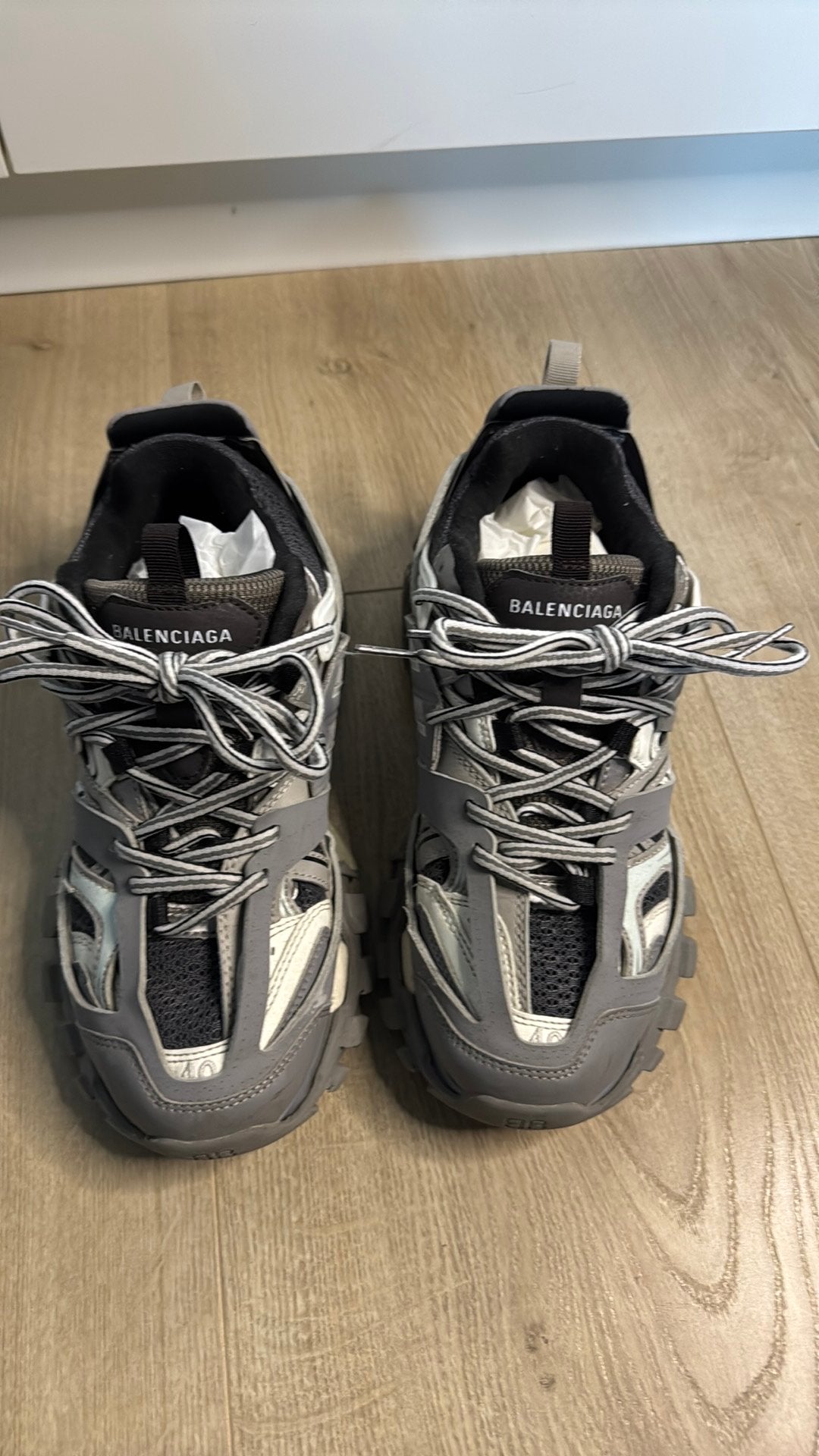 Balenciaga tracks amper gebruikt maat:40, Kleding | Heren, Ophalen of Verzenden, Zo goed als nieuw, Zwart