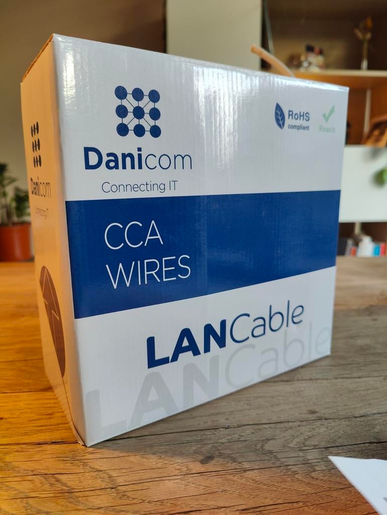CAT6 S/FTP 50m netwerkkabel + krimptang voor RJ11/RJ45, Ophalen of Verzenden, Zo goed als nieuw