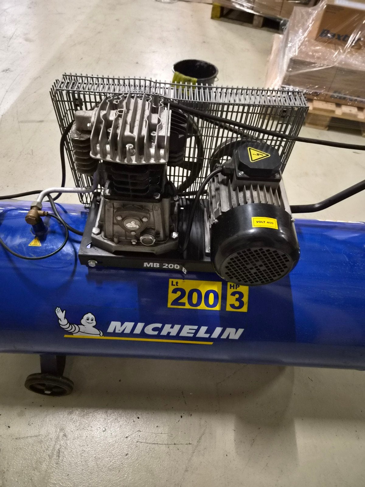 Michelin 200L luchtkompressor 3pk, Doe-het-zelf en Verbouw, Compressors, 100 liter of meer, Ophalen, Gebruikt