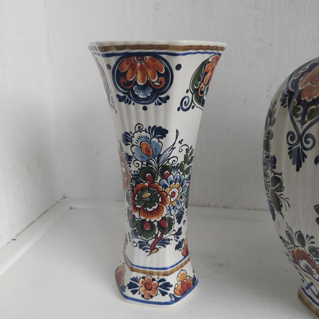 Delfts aardewerk kaststel - Polychroom bloemendecor, Huis en Inrichting, Woonaccessoires | Vazen, Ophalen, Overige kleuren, .