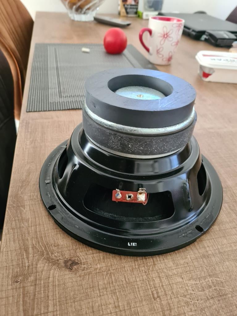 yamaha kwaliteits speaker -stevig geluid -YA902A0, Overige merken, Ophalen of Verzenden, Zo goed als nieuw, 60 tot 120 watt