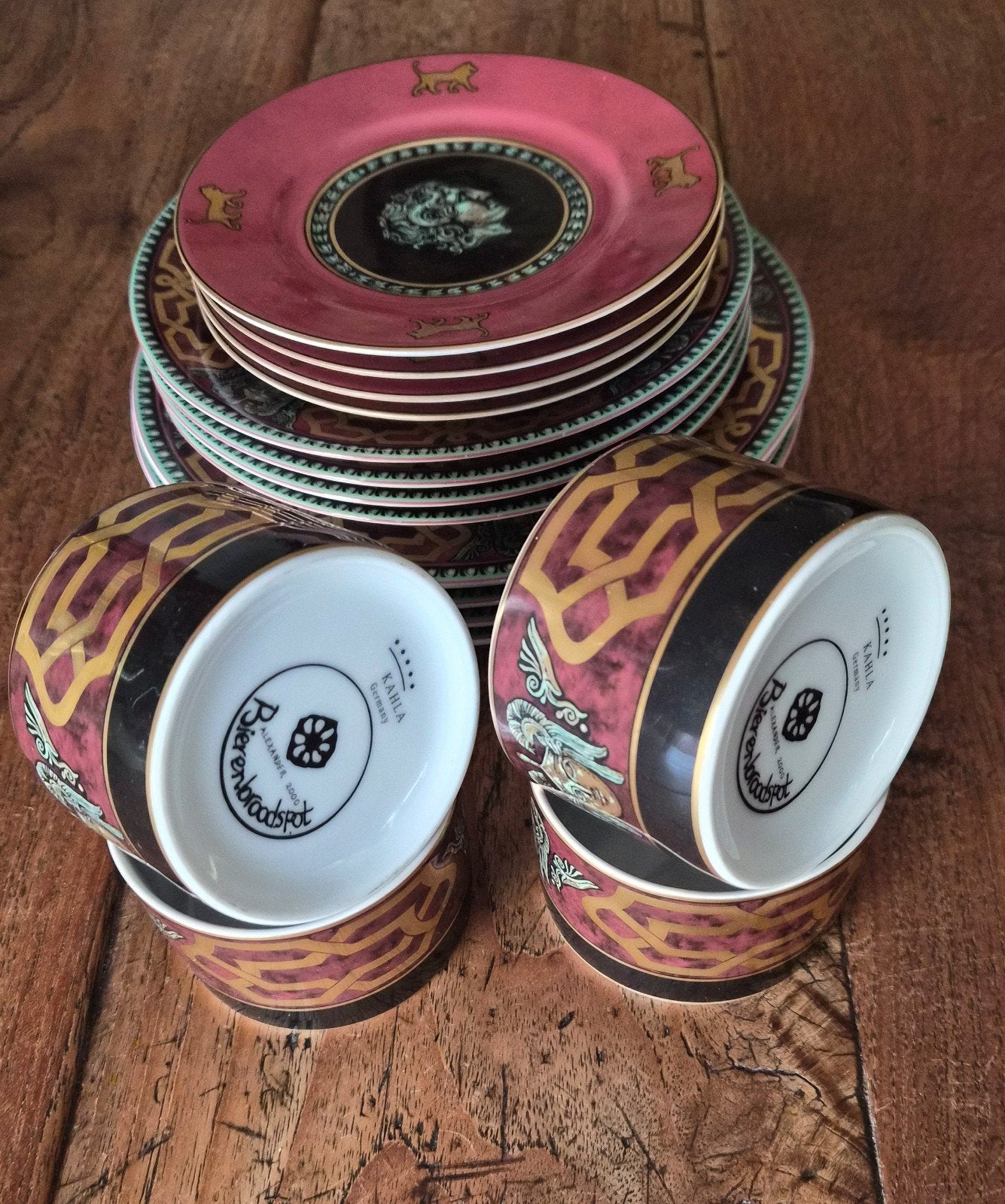 Bierenbroodspot servies, Ophalen