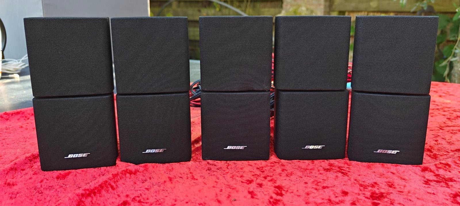 Bose set dubbele Cube luidsprekers 5x met luidsprekerkabels, Overige merken, Gebruikt, 70 watt of meer, Ophalen of Verzenden