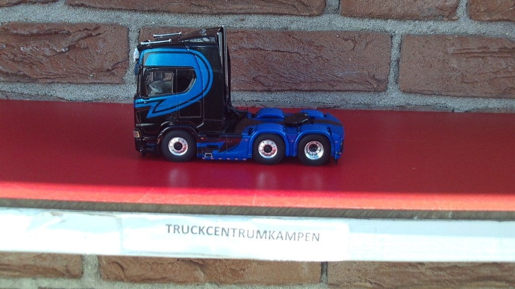 WSI  Scania  R  Highline  van  Lars  Justesen., Ophalen of Verzenden, Nieuw, Bus of Vrachtwagen, Wsi