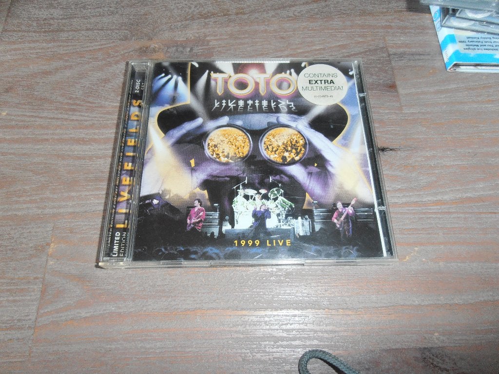 Toto - Livefields 1999 Live (Limited Edition 2-Disc CD), Cd's en Dvd's, Inclusief doosje, Ophalen of Verzenden, Zo goed als nieuw