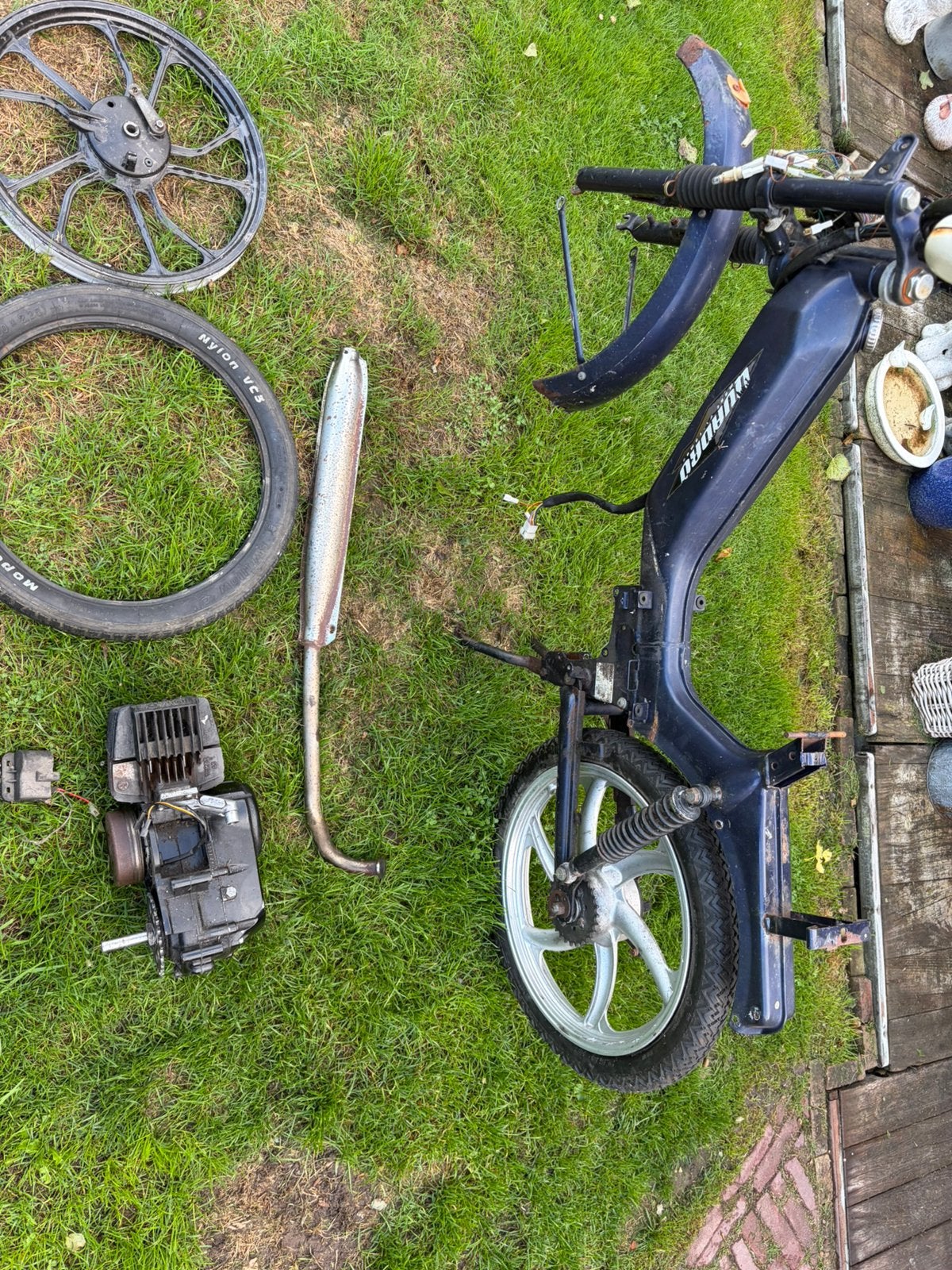 Tomos zonder kenteken, Fietsen en Brommers, Ophalen of Verzenden, Zo goed als nieuw, Overige modellen
