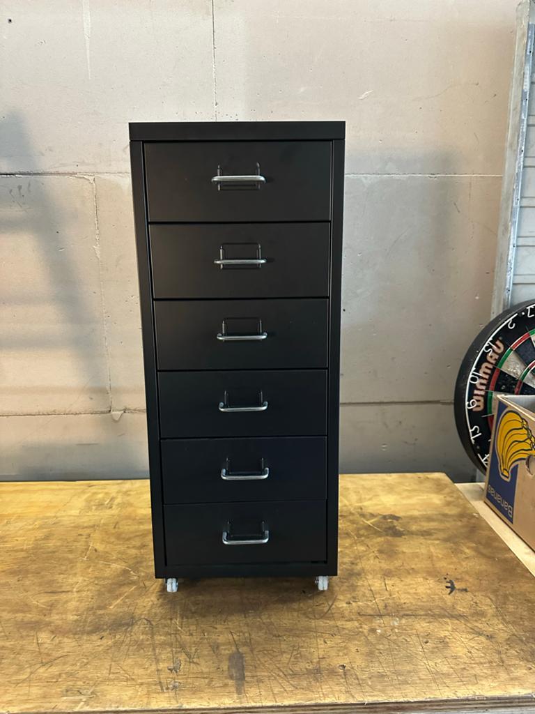 IKEA Helmer ladekast metaal zwart op wieltjes, Huis en Inrichting, Kasten | Ladekasten, Ophalen, Minder dan 50 cm, Gebruikt, 5 laden of meer