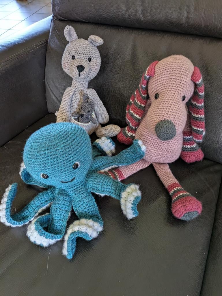 Kangoeroe, hond of octopus gehaakt knuffel, Ophalen of Verzenden, Nieuw, Hond