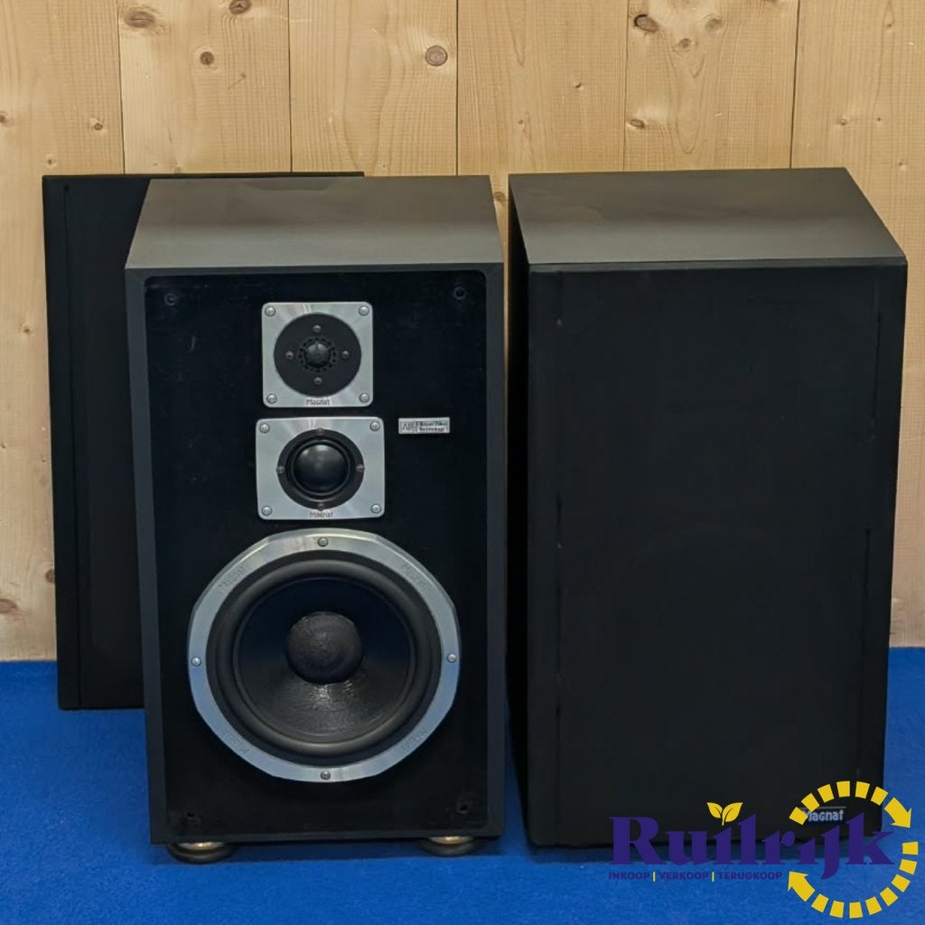 Magnat All Ribbon 10P Luidsprekers Zeldzame Vintage Topklass, Magnat, Zo goed als nieuw, Info@magnat.de, Magnat Audio-Produkte GmbH
Lise-Meitner-Straße 9
50259 Pulheim
Germany