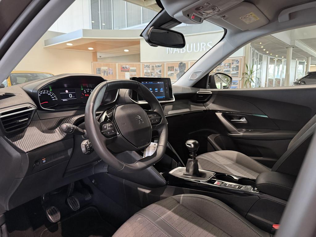 Peugeot 2008 1.2 130pk Allure, Camera, Navi, DAB+, LED, Voorwielaandrijving, 12 maanden, Gebruikt, Euro 6