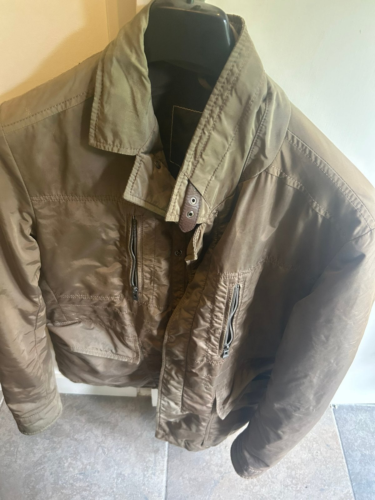Hugo Boss Winterjas XL, Ophalen of Verzenden, Zo goed als nieuw, Maat 56/58 (XL), Zwart