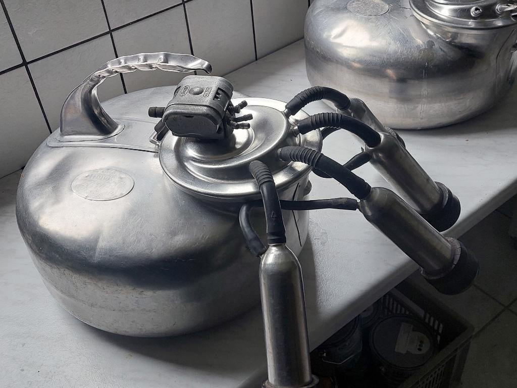 3 rvs melkketels, Ophalen, Gebruikt
