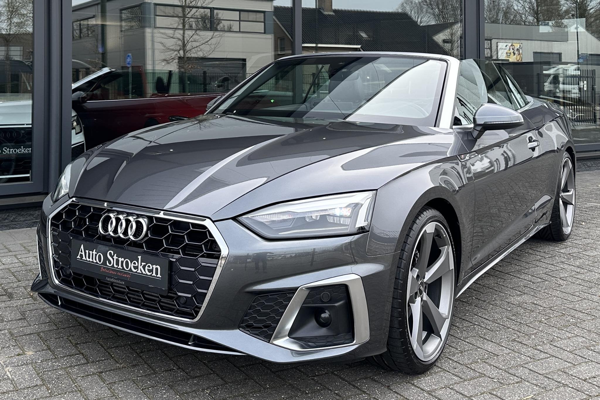Audi A5 Cabriolet 2.0 TFSI S-Line Facelift Leer Massage Nekv, Auto's, Gebruikt, 4 cilinders, 4 stoelen, Bedrijf