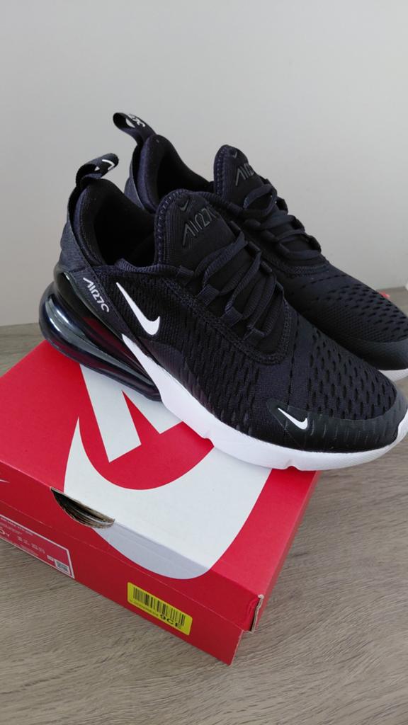 Nike Air Max 270 Zwart - Maat 37.5, Zwart, Nike, Nieuw, Ophalen of Verzenden