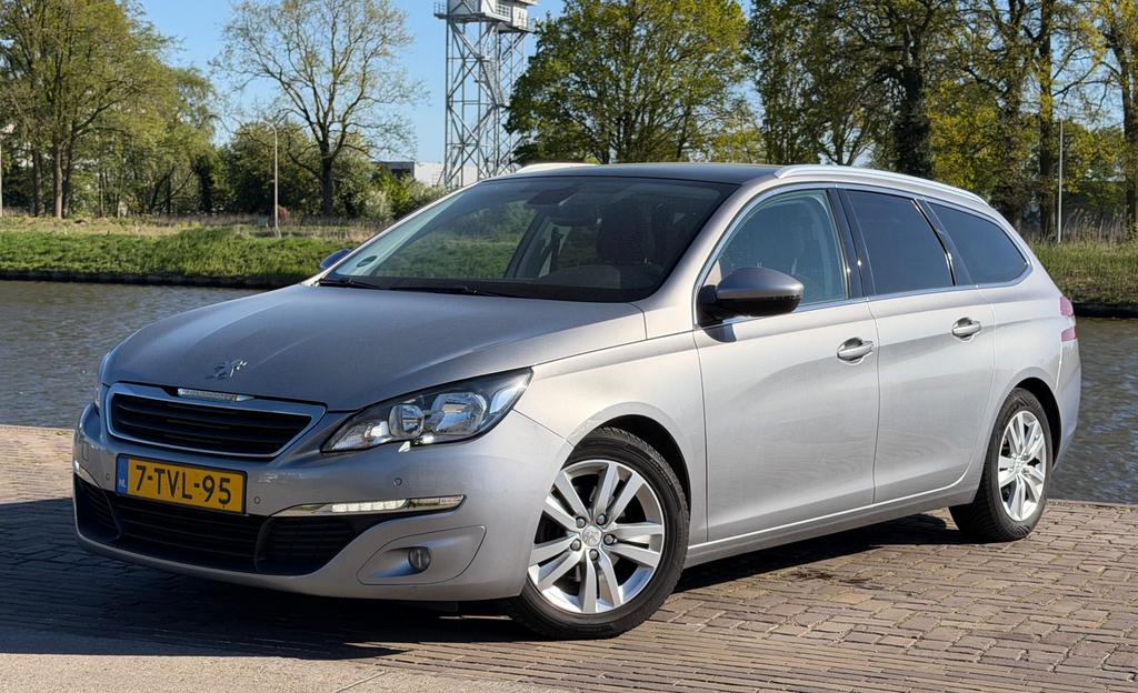 Peugeot 308 1.6 E-hdi 88 KW SW 2014 Grijs, Auto's, Voorwielaandrijving, 680 kg, 4 cilinders, Origineel Nederlands