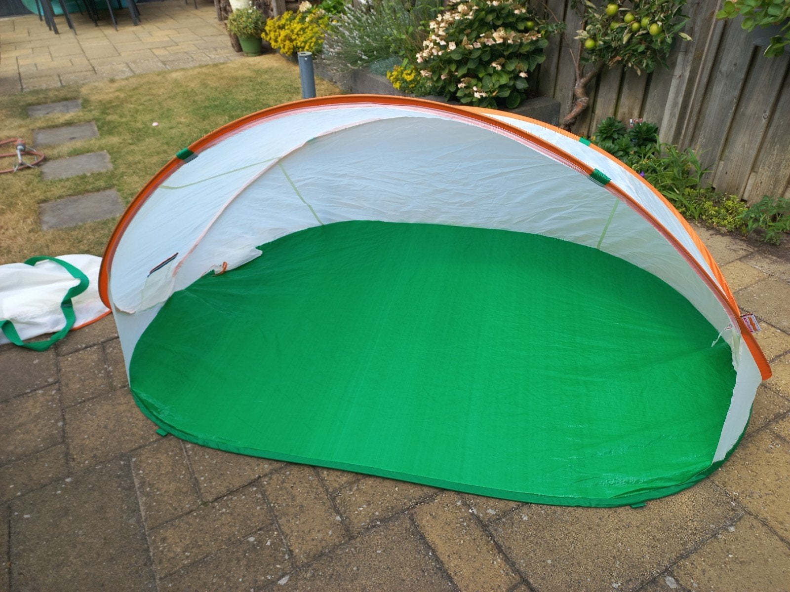 pop up strandtent
nieuw, nooit gebruikt.
200 x 140 x 100 cm, Ophalen of Verzenden, Nieuw