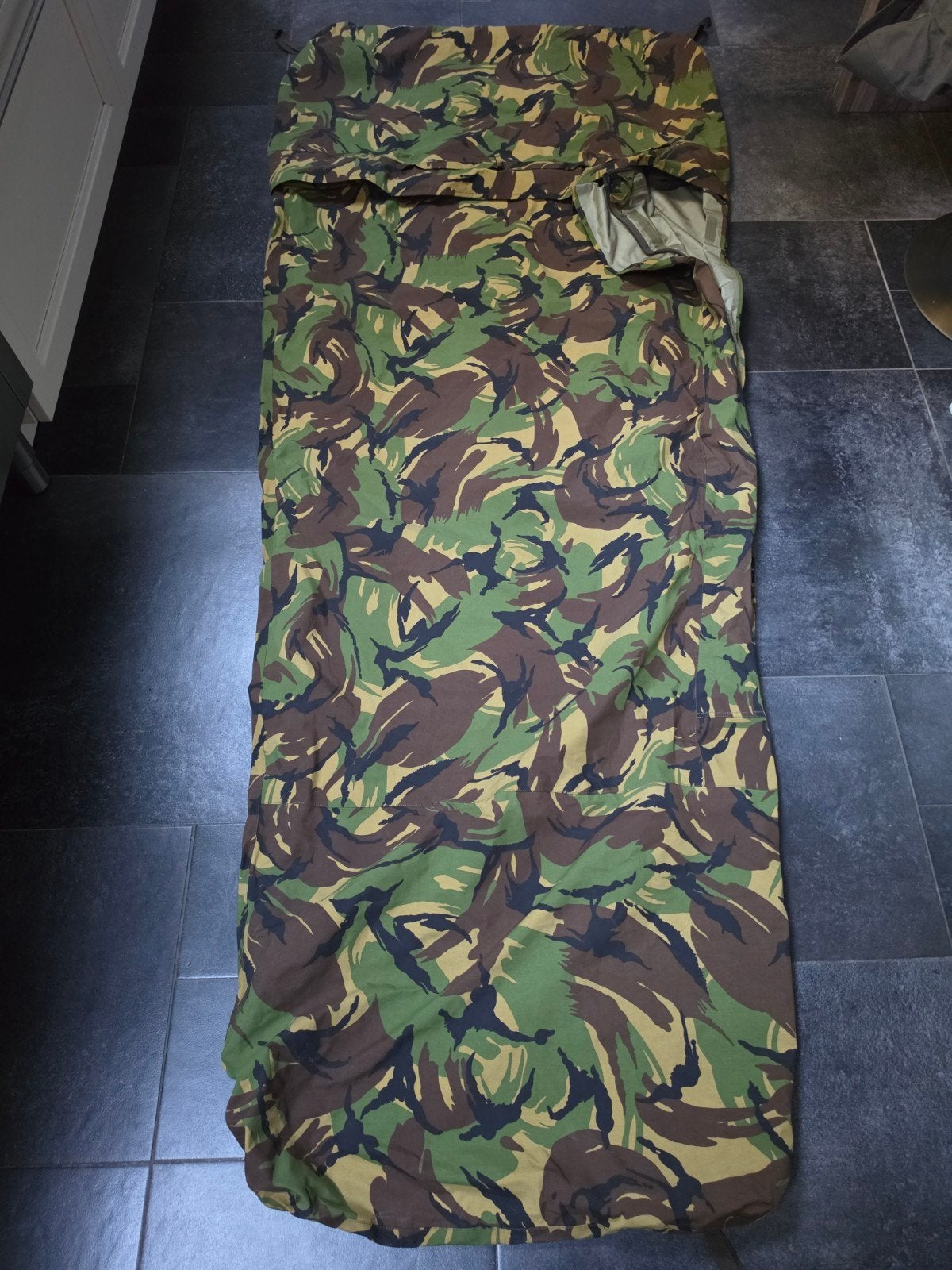 Fecsa Bivakzak Slaapzak Cover - Camouflage (zonder stokken), Ophalen of Verzenden, Gebruikt