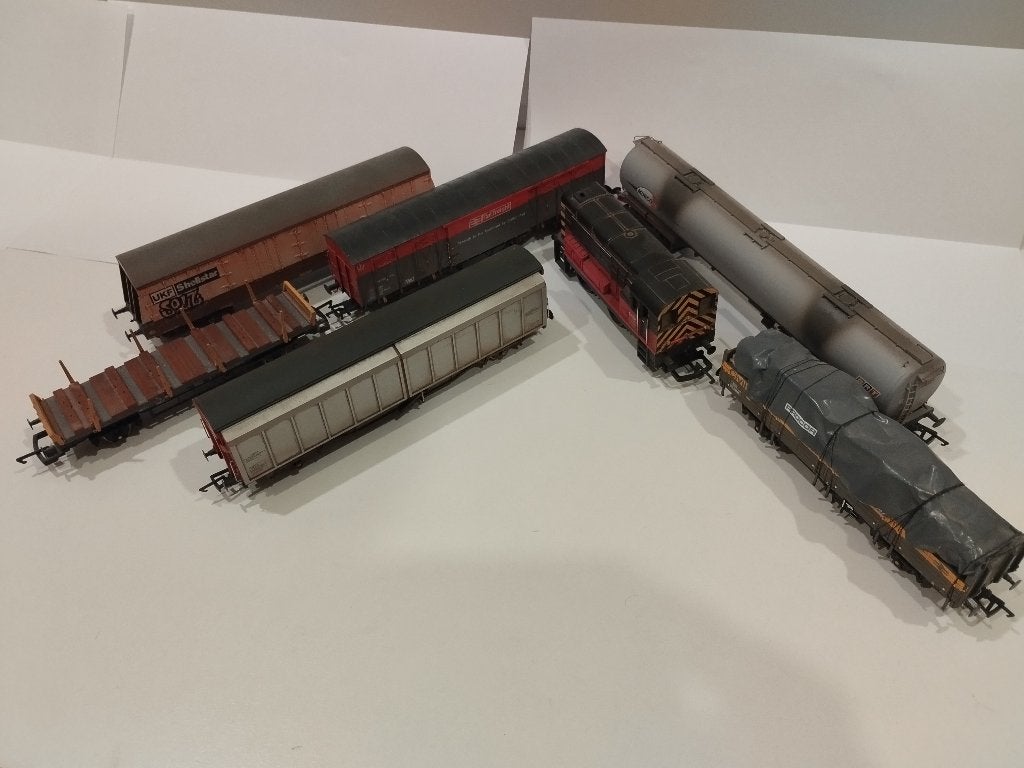 Modeltrein verzameling Brits materieel H0 / 00 OO schaal, Overige merken, Gebruikt, Gelijkstroom, Wagon