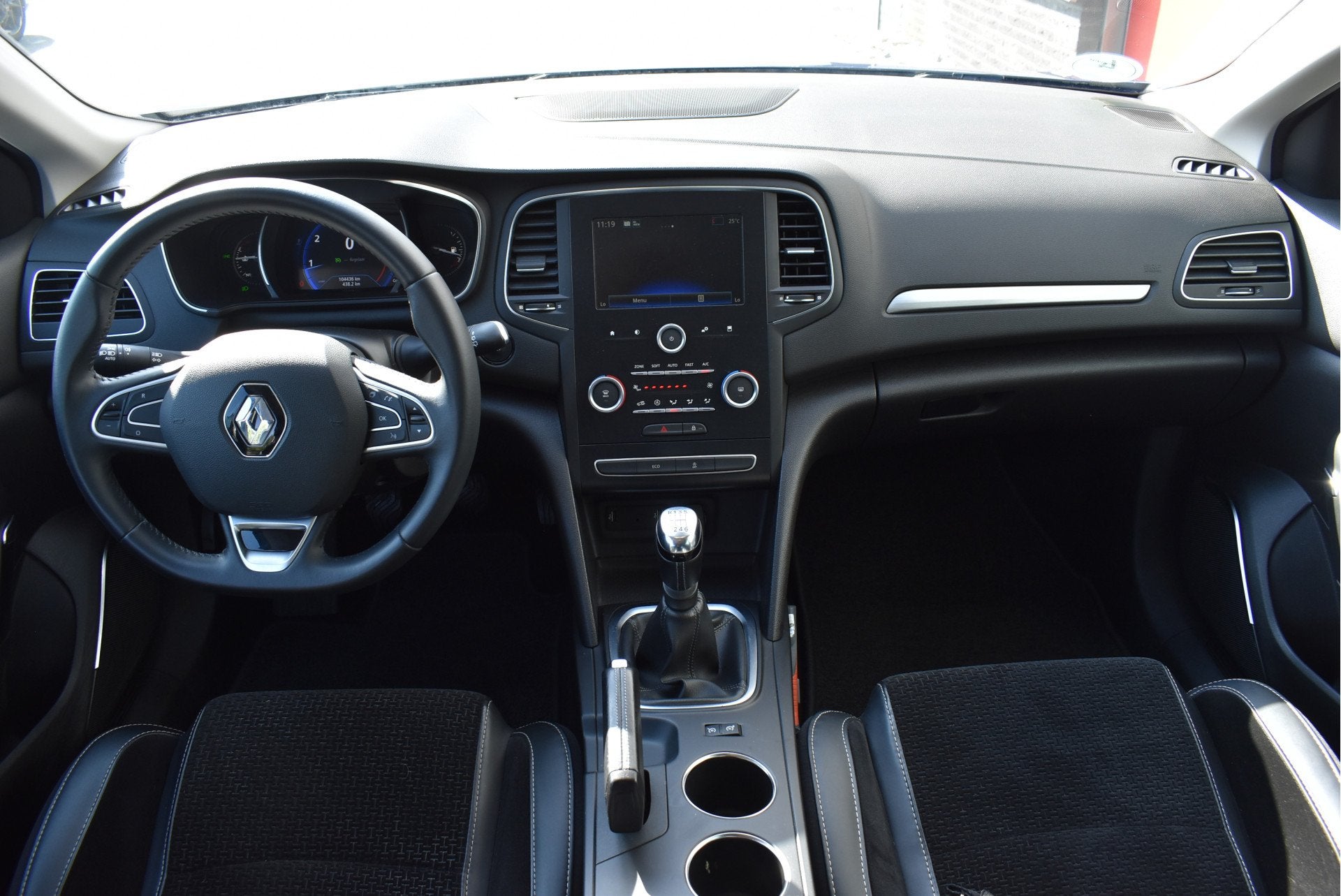 Renault Mégane Estate 1.2 TCe GT-Line Keyless, Trekhaak, ha, Voorwielaandrijving, Gebruikt, 4 cilinders, Blauw