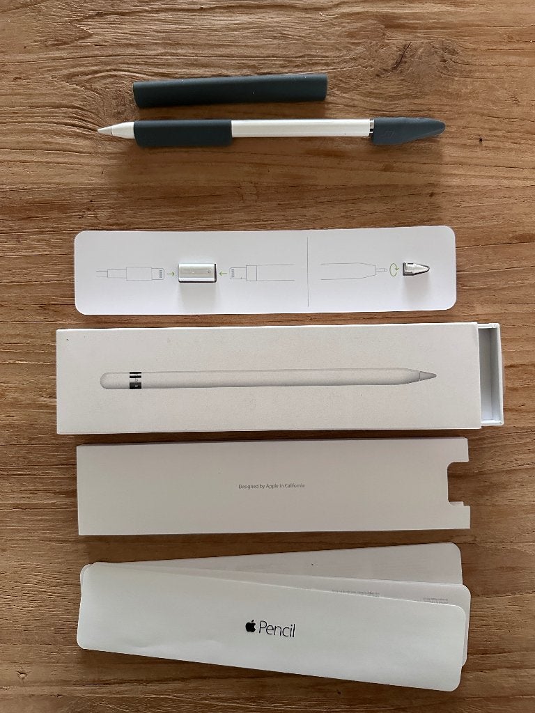 Complete Apple Pencil in doos met fijne siliconen grip, Computers en Software, Apple iPads, 10 inch, Apple iPad, Wit, Nieuw