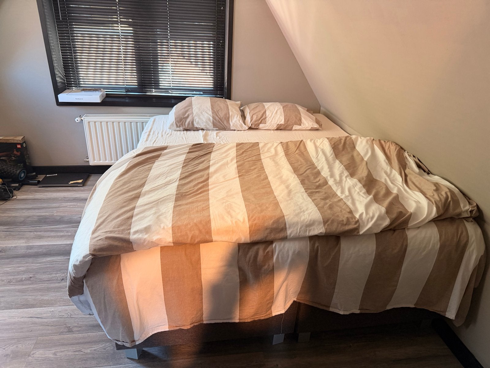 Comfortabel tweepersoons boxspringbed met matras, Ophalen, Gebruikt, Bruin, Tweepersoons
